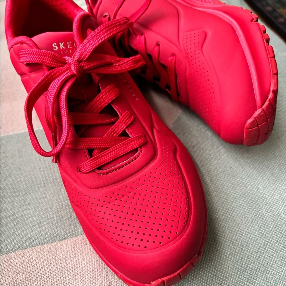 Skechers - Cherry Red Street Uno Stand on Air Sneakers - Picture 6 of 8